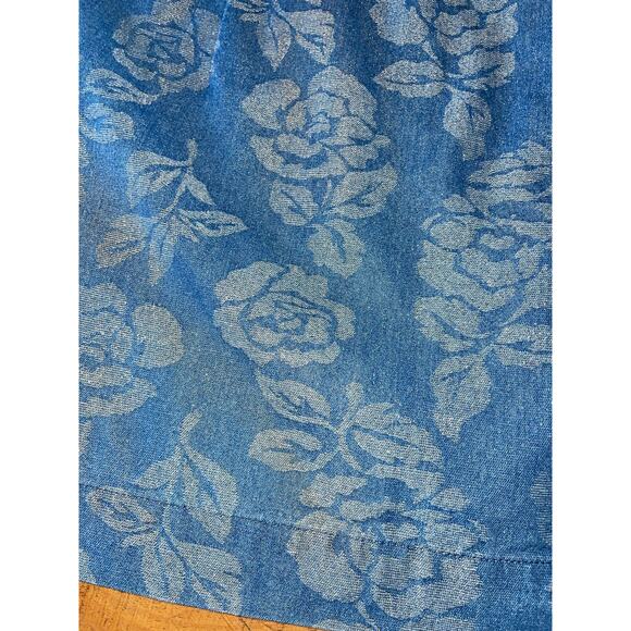 NWT Womens Abercrombie & Fitch Denim Floral Shimmery Mini Skirt Size 6 - Picture 7 of 11